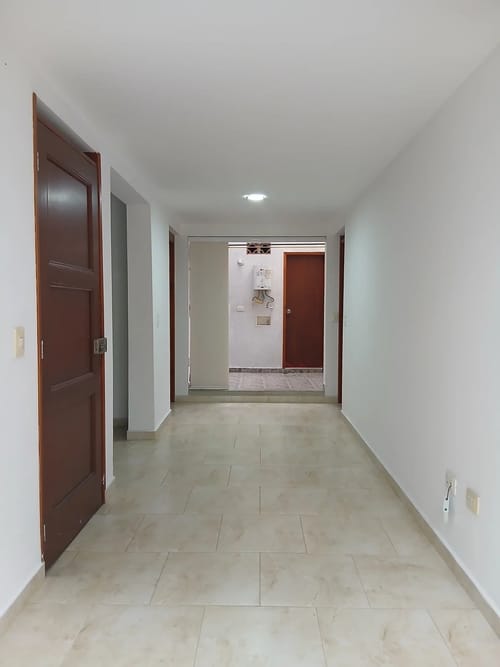 Casa de 3 alcobas en arriendo en Belén, Medellín, 80 m² · foto 2 de 10