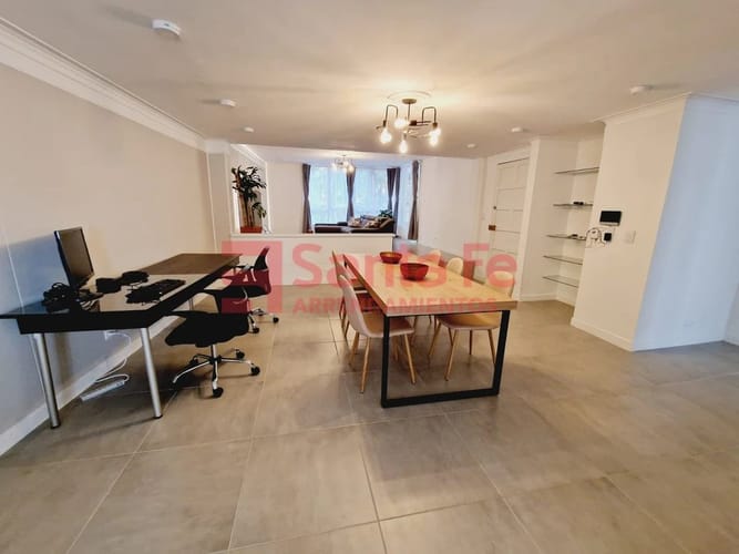 Apartamento de 2 alcobas en arriendo en Laureles, Medellín, 106 m² · foto 3 de 10