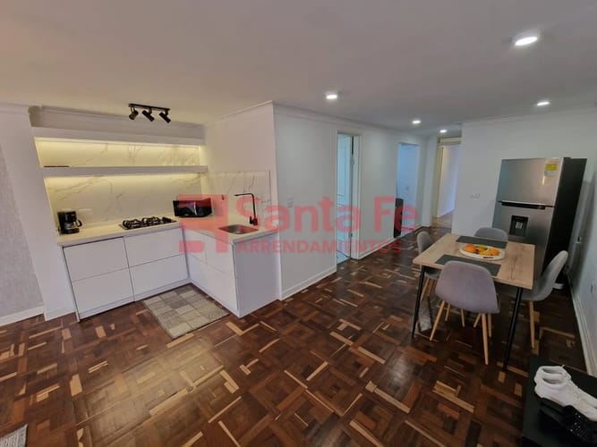 Apartamento de 2 alcobas en arriendo en Laureles, Medellín, 95 m² · foto 5 de 10