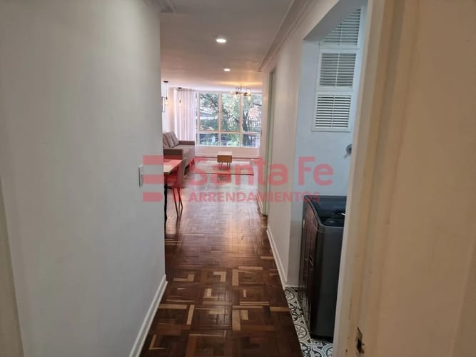 Apartamento de 2 alcobas en arriendo en Laureles, Medellín, 95 m² · foto 8 de 10