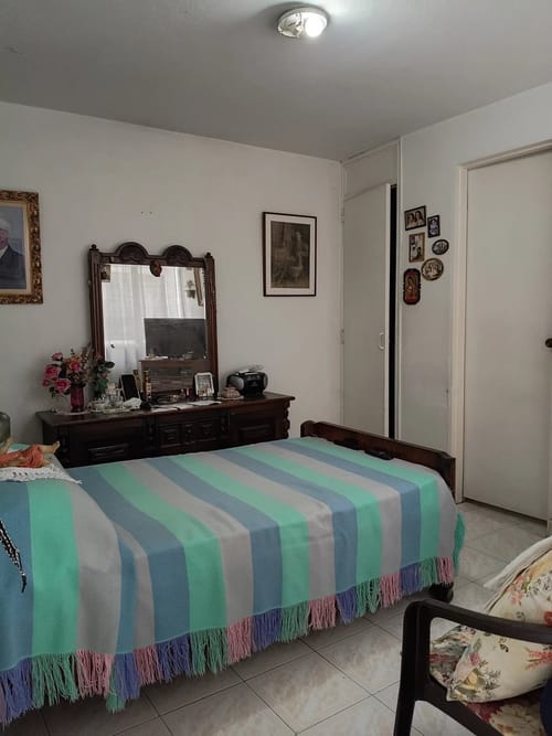 Casa de 4 alcobas en arriendo en Las Acacias, Medellín, 170 m² · foto 9 de 10
