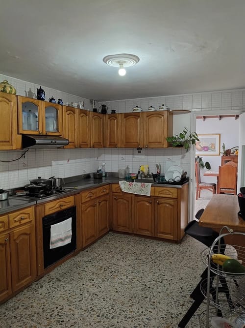 Casa de 6 alcobas en arriendo en Belén, Medellín, 220 m² · foto 7 de 10