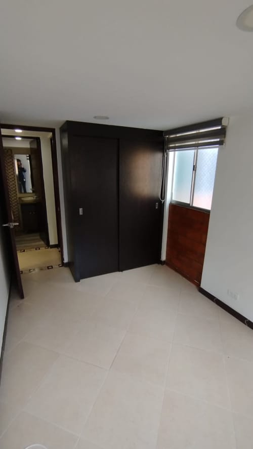 Apartamento de 2 alcobas en arriendo en La Ladera, Medellín, 58 m² · foto 3 de 6