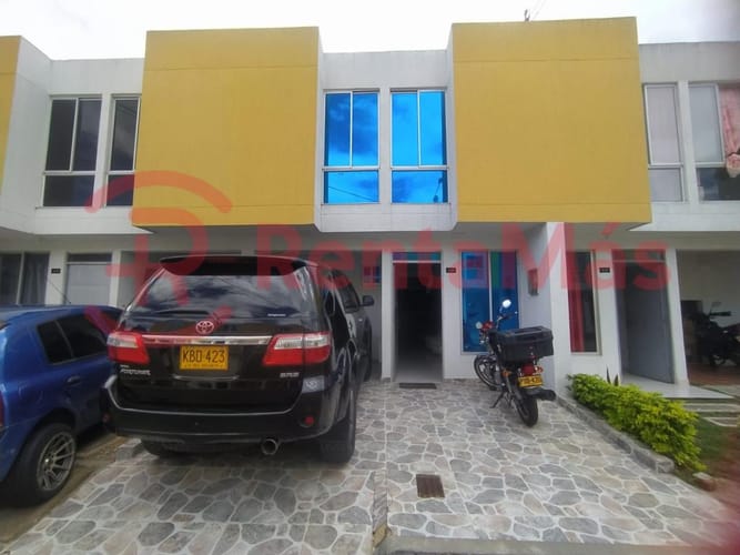 Casa de 3 alcobas en venta en El Tamarindo, Villa del Rosario, 95 m² · foto 2 de 17