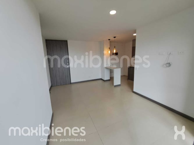 Apartamento de 3 alcobas en arriendo en Suramérica, Itagüí, 78 m² · foto 3 de 14