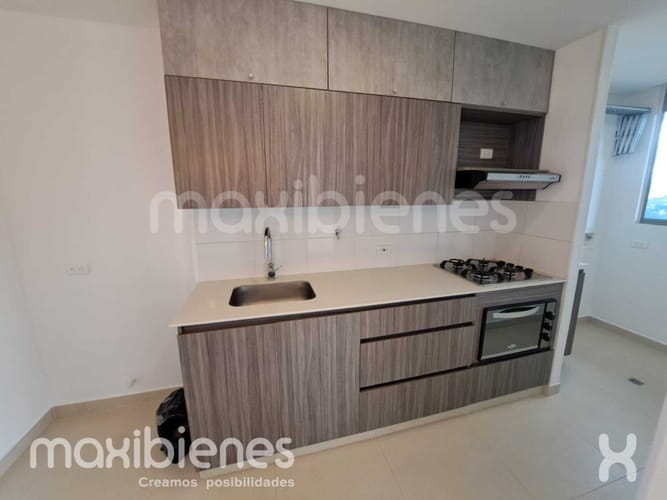 Apartamento de 3 alcobas en arriendo en Suramérica, Itagüí, 78 m² · foto 4 de 14