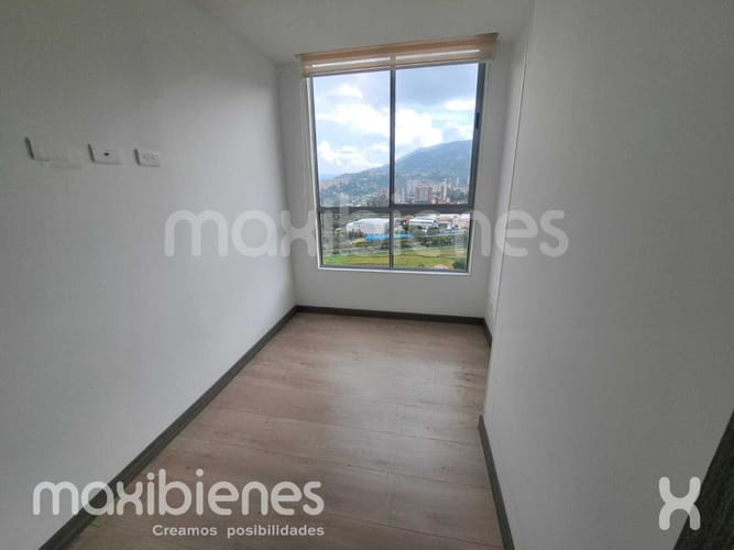 Apartamento de 3 alcobas en arriendo en Suramérica, Itagüí, 78 m² · foto 10 de 14