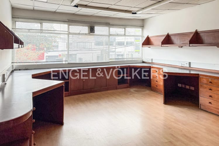 Casa en arriendo en Barrios Unidos, Bogotá, 330 m² · foto 6 de 8