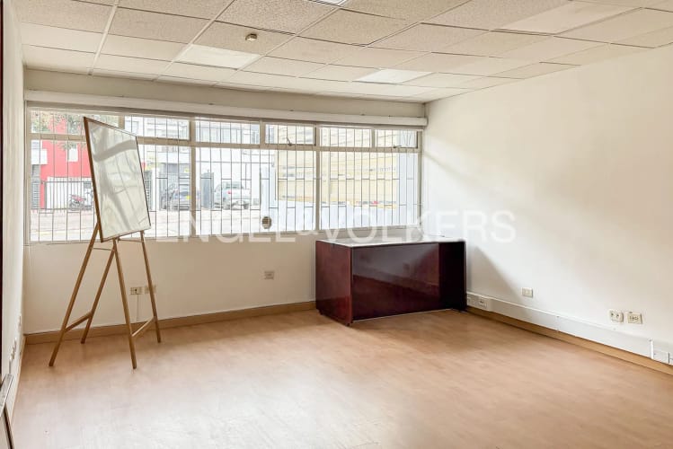 Casa en arriendo en Barrios Unidos, Bogotá, 330 m² · foto 4 de 8