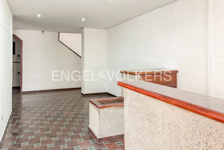 Casa en arriendo en Barrios Unidos, Bogotá, 330 m² · foto 2 de 8