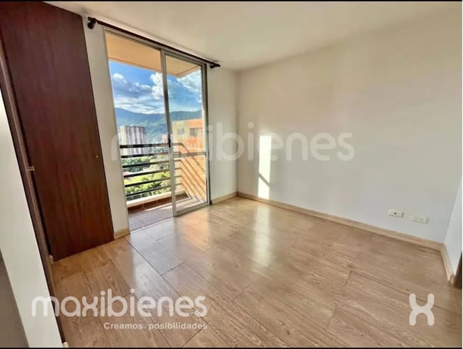 Apartamento de 3 alcobas en arriendo en Suramérica, Itagüí, 62 m² · foto 3 de 9
