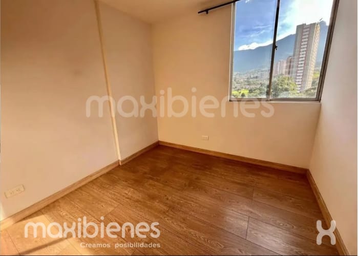 Apartamento de 3 alcobas en arriendo en Suramérica, Itagüí, 62 m² · foto 5 de 9