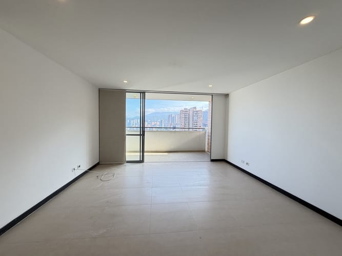 Apartamento de 3 alcobas en arriendo en Los Balsos, Medellín, 125 m² · foto 4 de 22