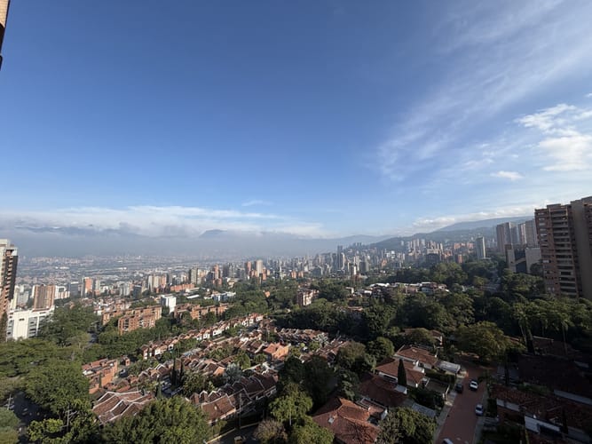 Apartamento de 3 alcobas en arriendo en Los Balsos, Medellín, 125 m² · foto 7 de 22