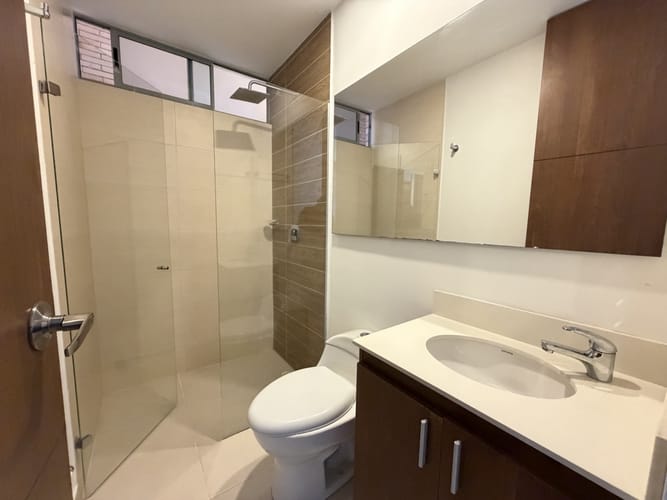 Apartamento de 3 alcobas en arriendo en Los Balsos, Medellín, 125 m² · foto 17 de 22