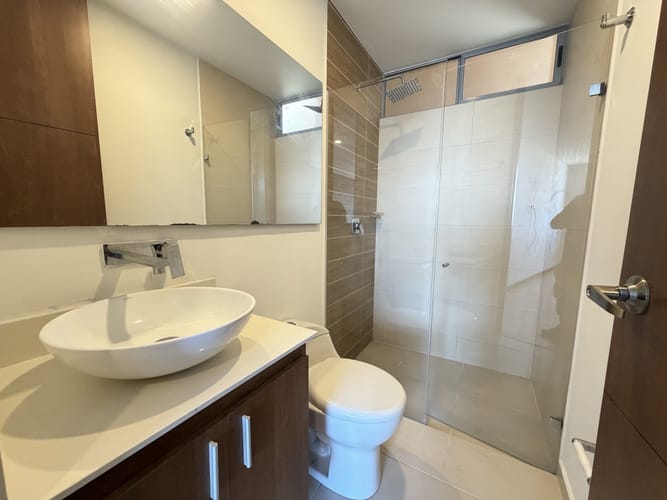 Apartamento de 3 alcobas en arriendo en Los Balsos, Medellín, 125 m² · foto 21 de 22