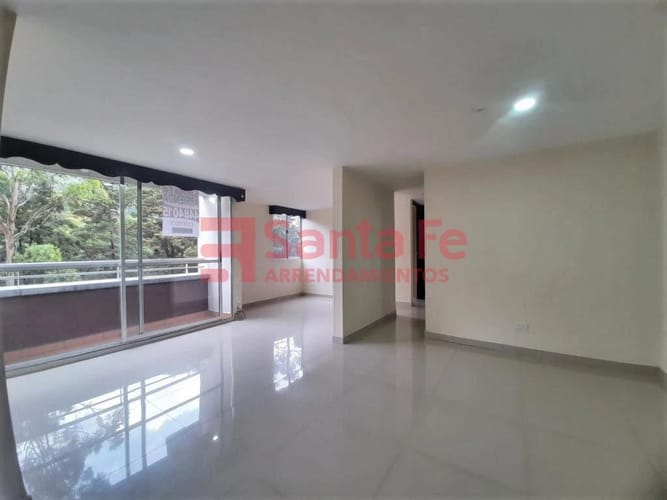 Apartamento de 2 alcobas en arriendo en Belvedere, Bello, 65 m² · foto 4 de 10