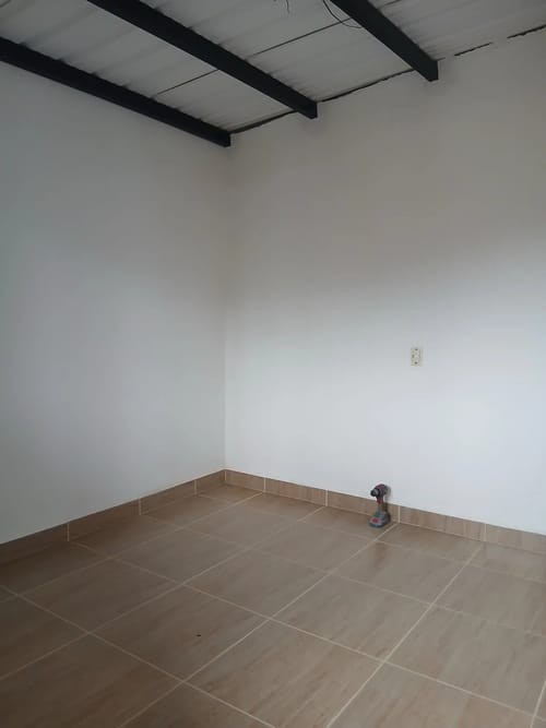 Casa de 3 alcobas en arriendo en Altos De Niquia, Bello, 100 m² · foto 4 de 10