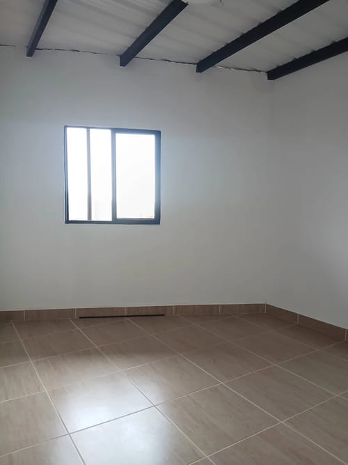Casa de 3 alcobas en arriendo en Altos De Niquia, Bello, 100 m² · foto 9 de 10