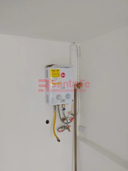 Apartamento de 1 alcoba en arriendo en Caicedo, Medellín, 36 m² · foto 5 de 8