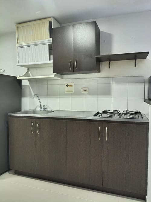 Apartamento en arriendo en Los Alcazares, Medellín, 35 m² · foto 4 de 10