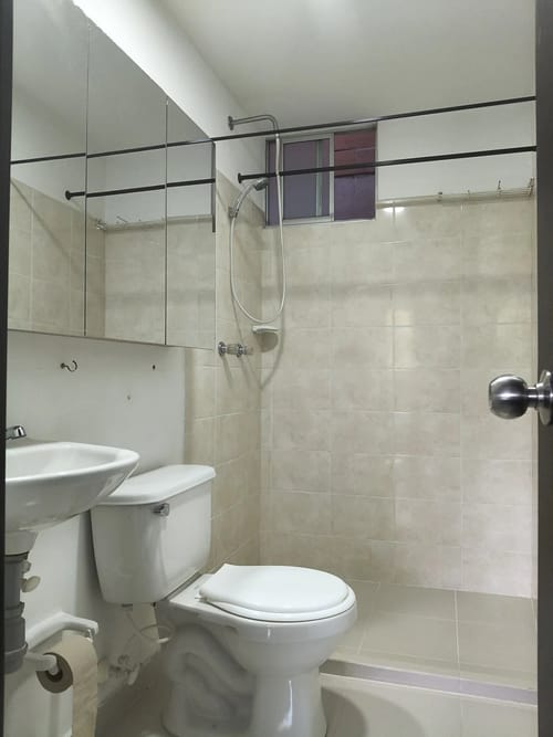 Apartamento en arriendo en Los Alcazares, Medellín, 35 m² · foto 8 de 10