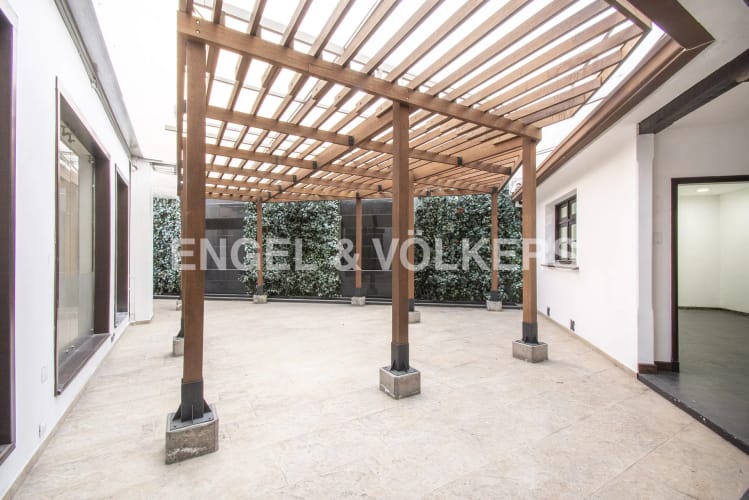Casa en arriendo en Teusaquillo, Bogotá, 602 m² · foto 9 de 10