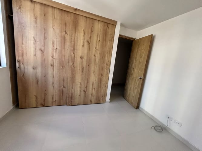 Apartamento de 2 alcobas en arriendo en Boston, Medellín, 39 m² · foto 5 de 7
