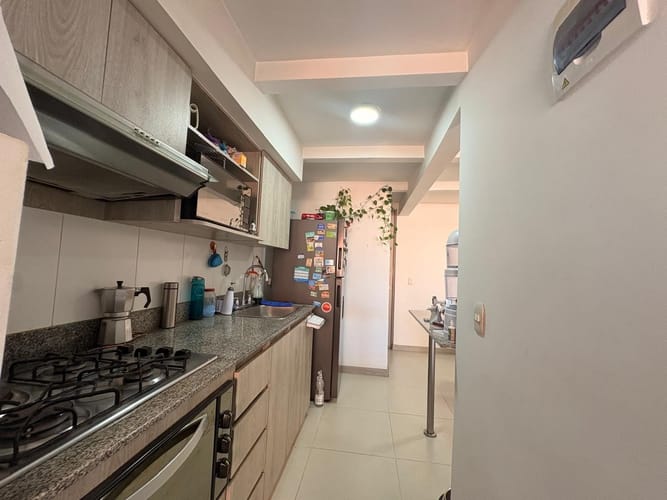 Apartamento de 2 alcobas en venta en Los Alcazares, Sabaneta, 60 m² · foto 4 de 11