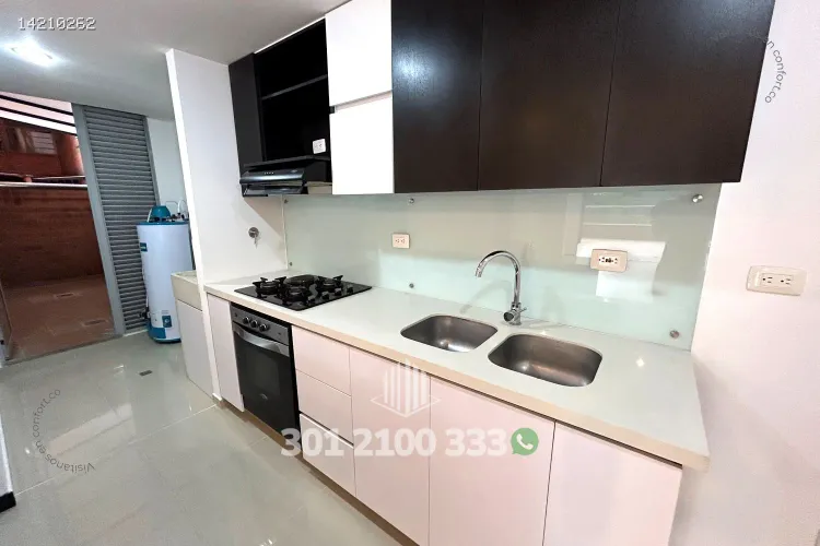 Apartamento de 3 alcobas en arriendo en Las Brujas, Envigado, 140 m² · foto 10 de 24