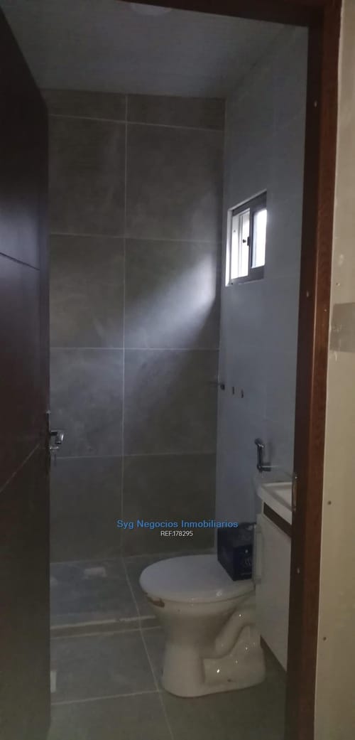 APARTAMENTO, TIPO CASITA, EN PRADO 1 DORMITORIO, cochera, y parrillero · Foto 3