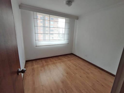 Apartamento de 3 alcobas en arriendo en Ciudad Salitre Oriental, Bogotá, 90 m² · foto 3 de 18