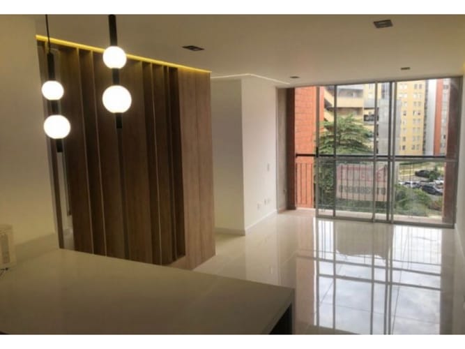 Apartamento de 3 alcobas en arriendo en Ciudad Melendez, Cali, 62 m² · foto 2 de 6