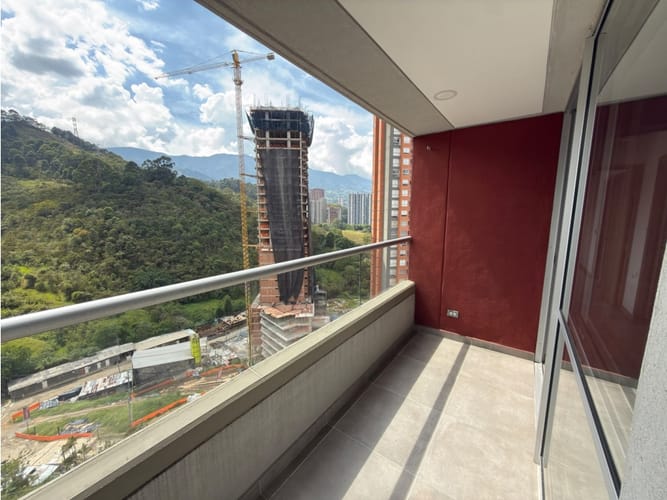 Apartaestudio en venta en Cañaveralejo, Sabaneta, 57 m² · foto 4 de 14