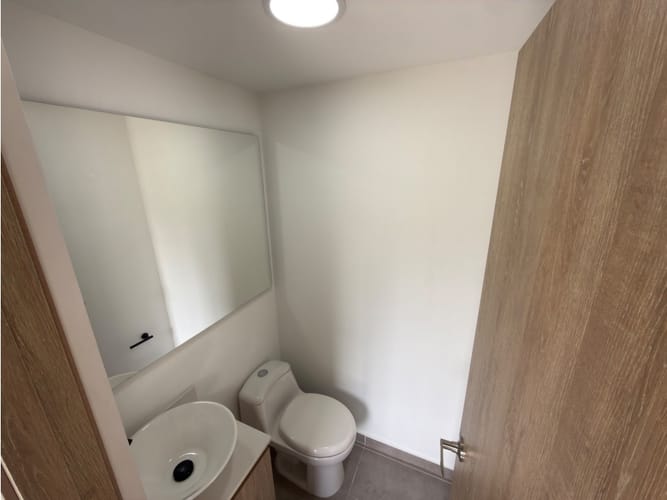 Apartaestudio en venta en Cañaveralejo, Sabaneta, 57 m² · foto 13 de 14
