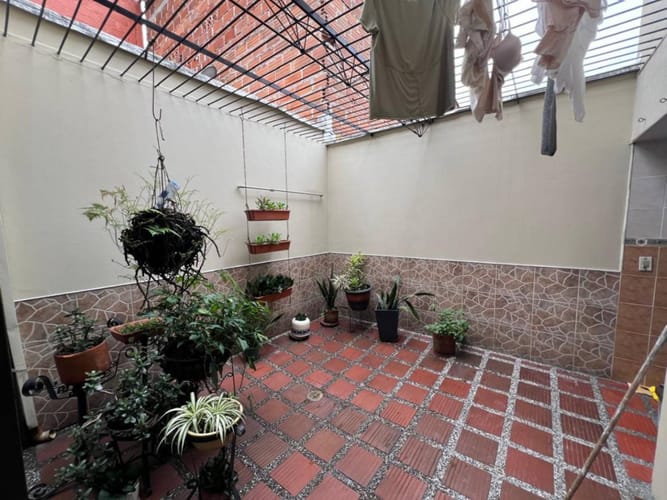 Casa de 4 alcobas en arriendo en Cristo Rey, Medellín, 200 m² · foto 12 de 14