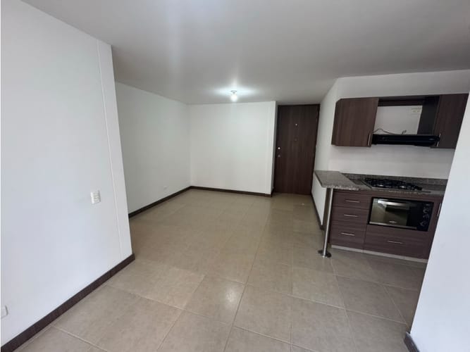 Apartamento de 3 alcobas en arriendo en Ditaires, Itagüí, 62 m² · foto 3 de 14