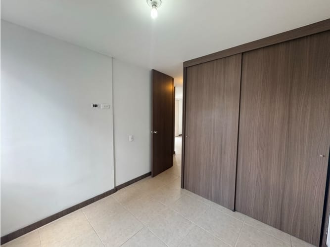 Apartamento de 3 alcobas en arriendo en Ditaires, Itagüí, 62 m² · foto 6 de 14