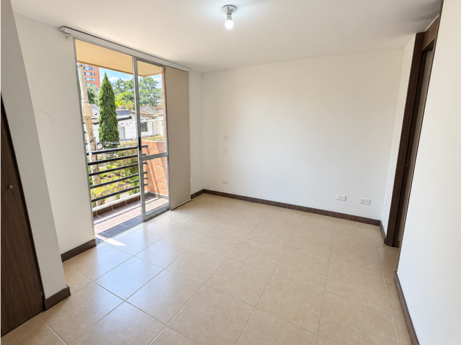 Apartamento de 3 alcobas en arriendo en Ditaires, Itagüí, 62 m² · foto 9 de 14