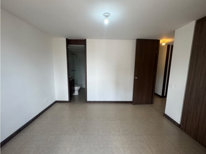 Apartamento de 3 alcobas en arriendo en Ditaires, Itagüí, 62 m² · foto 12 de 14