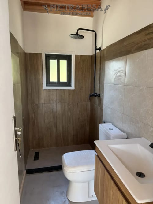 Casa en alquiler, 1 dormitorio, 1 baño, patio, cochera. Solymar. · Foto 8