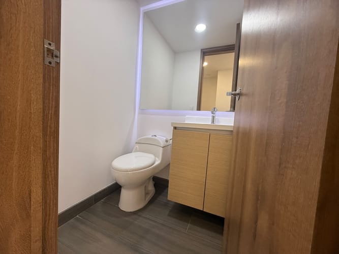 Apartamento de 3 alcobas en arriendo en Santa Barbara, Bogotá, 175 m² · foto 17 de 19