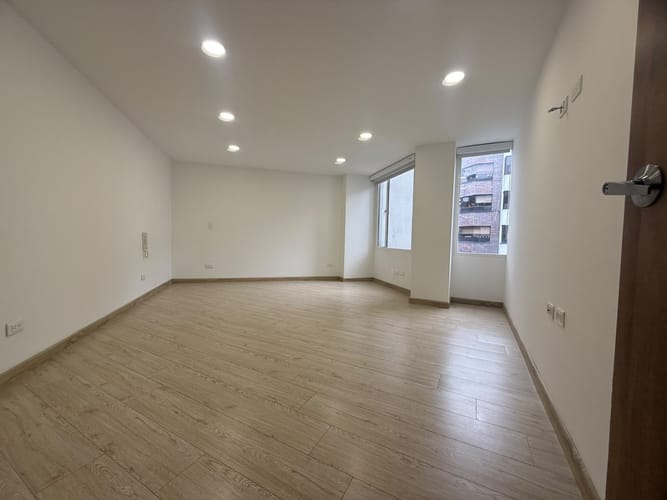 Apartamento de 3 alcobas en arriendo en Santa Barbara, Bogotá, 175 m² · foto 19 de 19