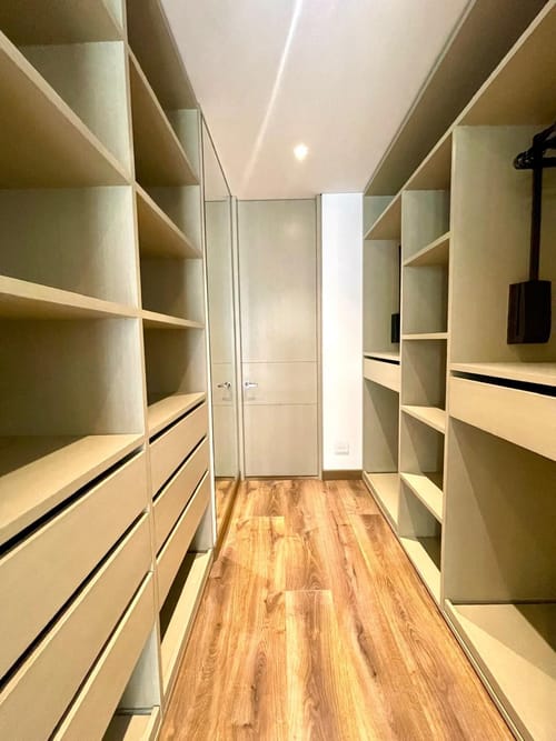 Apartamento de 1 alcoba en arriendo en El Virrey, Bogotá, 51 m² · foto 7 de 10