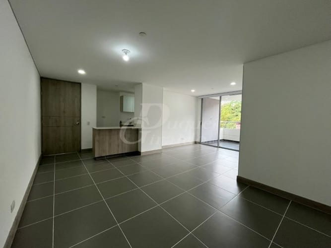 Apartamento de 3 alcobas en arriendo en La Abadia, Envigado, 95 m² · foto 3 de 18