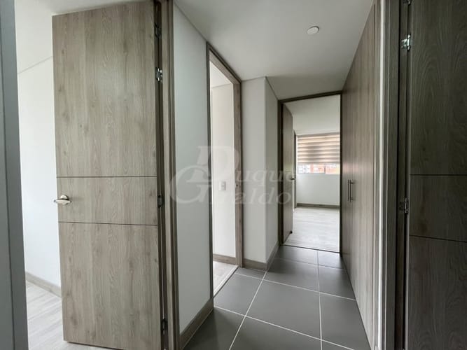 Apartamento de 3 alcobas en arriendo en La Abadia, Envigado, 95 m² · foto 8 de 18