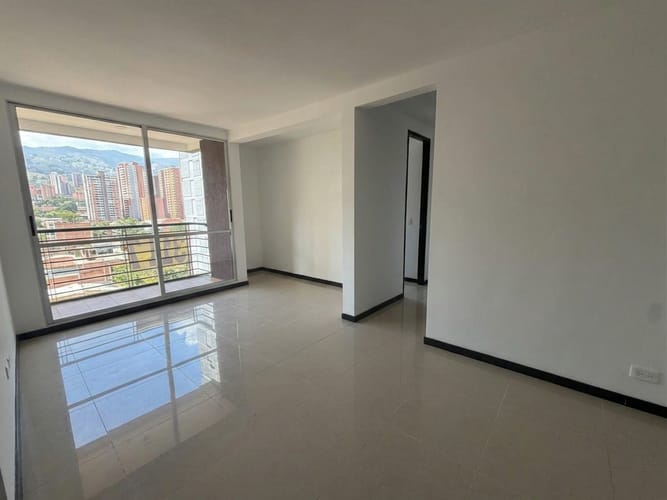 Apartamento de 2 alcobas en arriendo en Las Lomitas, Sabaneta, 55 m² · foto 8 de 20