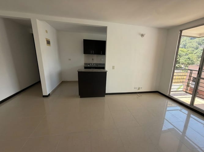 Apartamento de 2 alcobas en arriendo en Las Lomitas, Sabaneta, 55 m² · foto 10 de 20