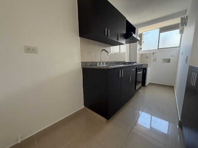 Apartamento de 2 alcobas en arriendo en Las Lomitas, Sabaneta, 55 m² · foto 12 de 20