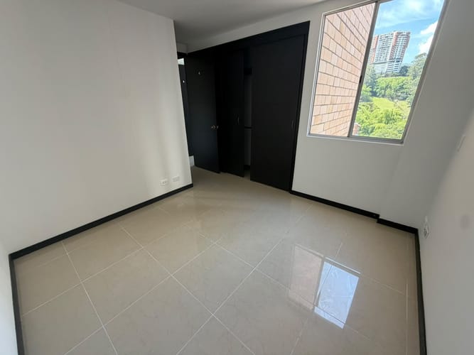 Apartamento de 2 alcobas en arriendo en Las Lomitas, Sabaneta, 55 m² · foto 14 de 20